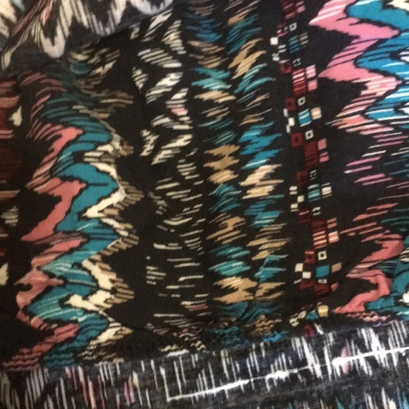 Crop top - Picture 3 of 3